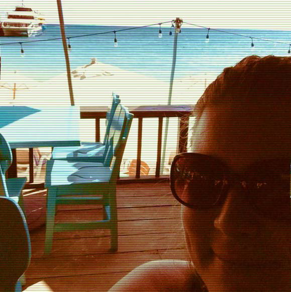 Meet your Posher, Noémie - Picture 1 of 1